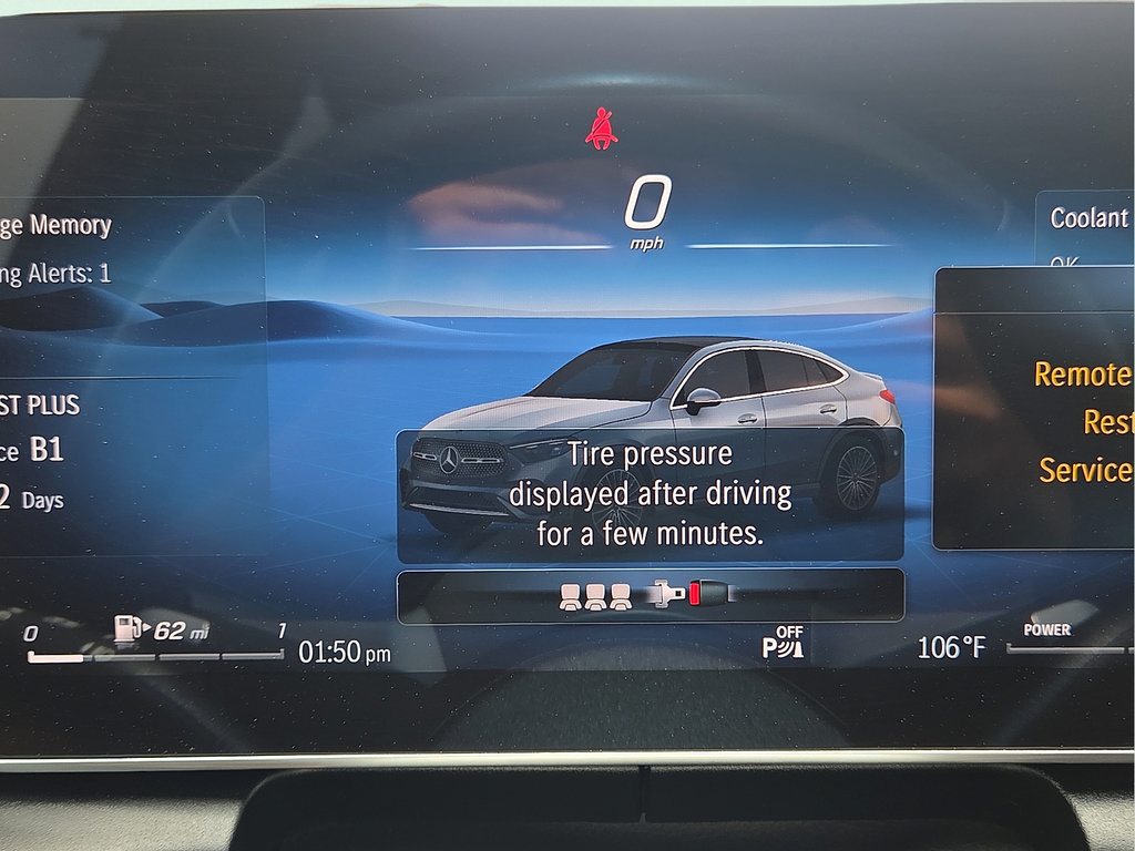 Used 2024 Mercedes-Benz GLC 300 4MATIC image 18