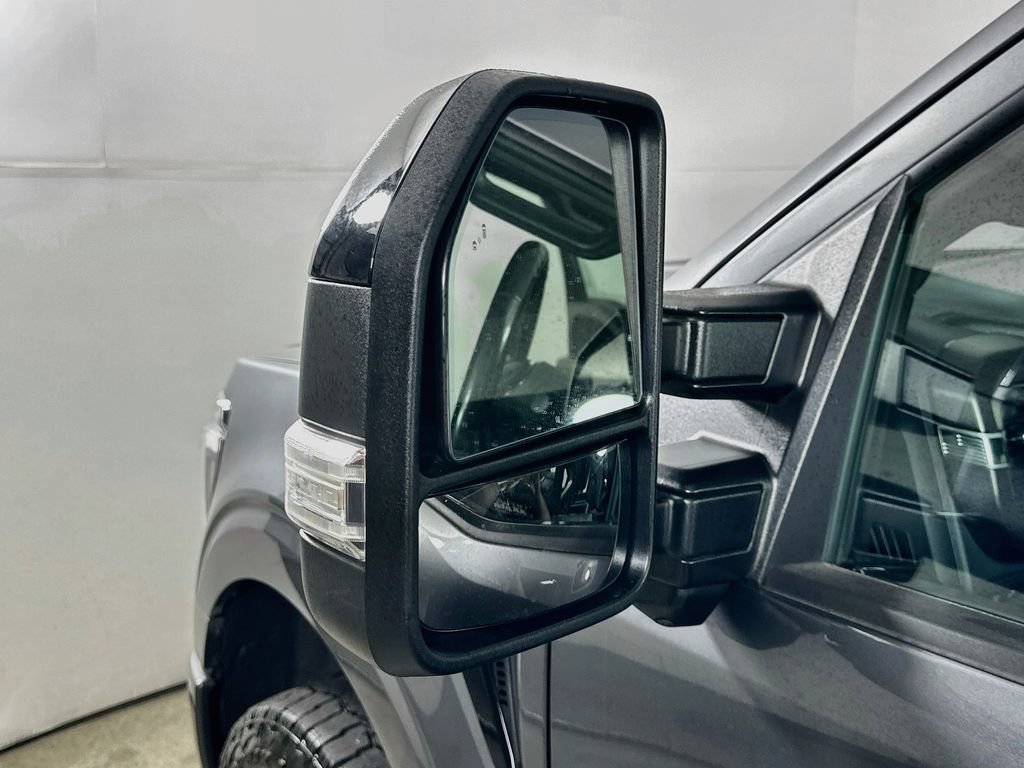 Used 2024 Ford F150 Platinum AWD/4WD image 40