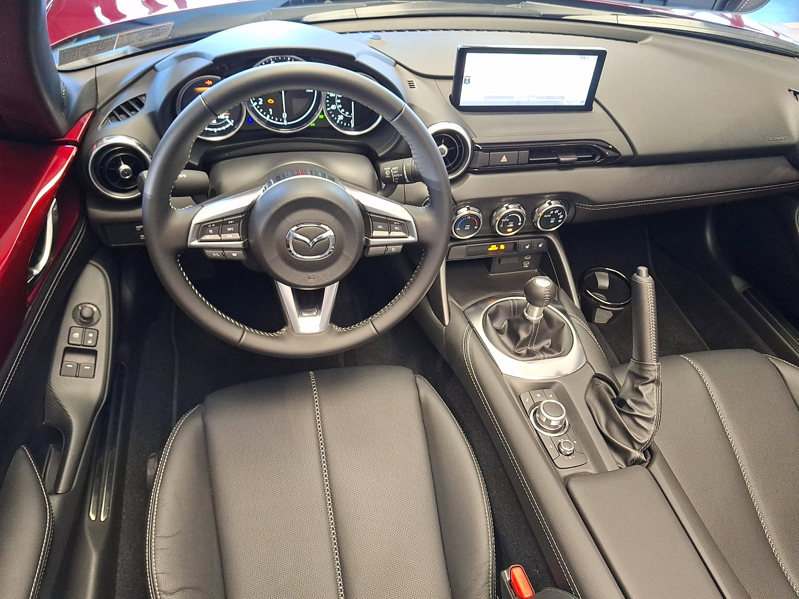 New 2025 MAZDA MX-5 Miata Grand Touring RWD image 9