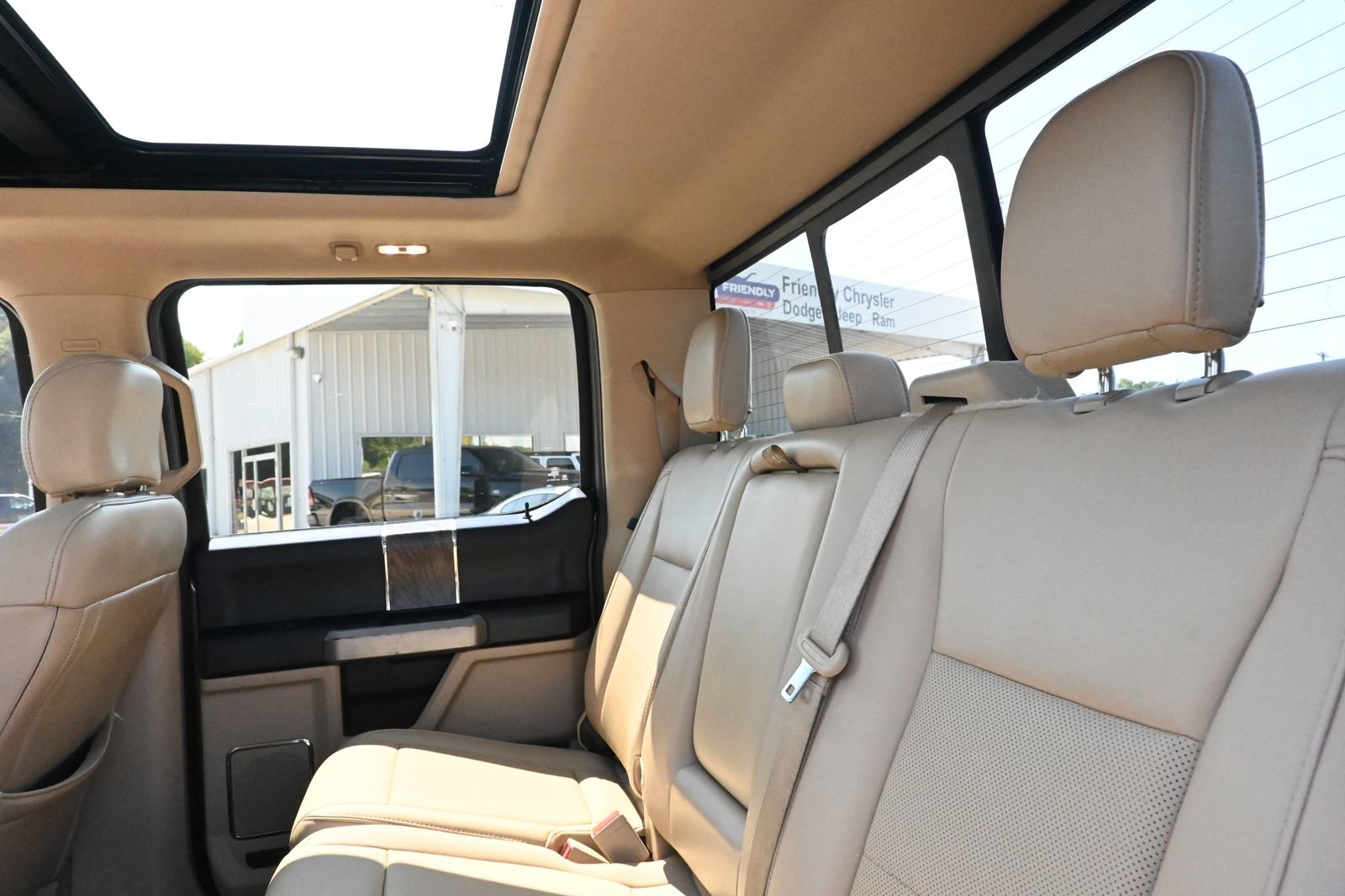 Used 2019 Ford F250 Lariat w/ Lariat Ultimate Package AWD/4WD image 25