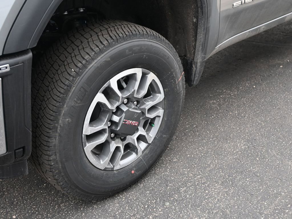 Used 2025 GMC Sierra 3500 SLE w/ SLE Value Package image 15