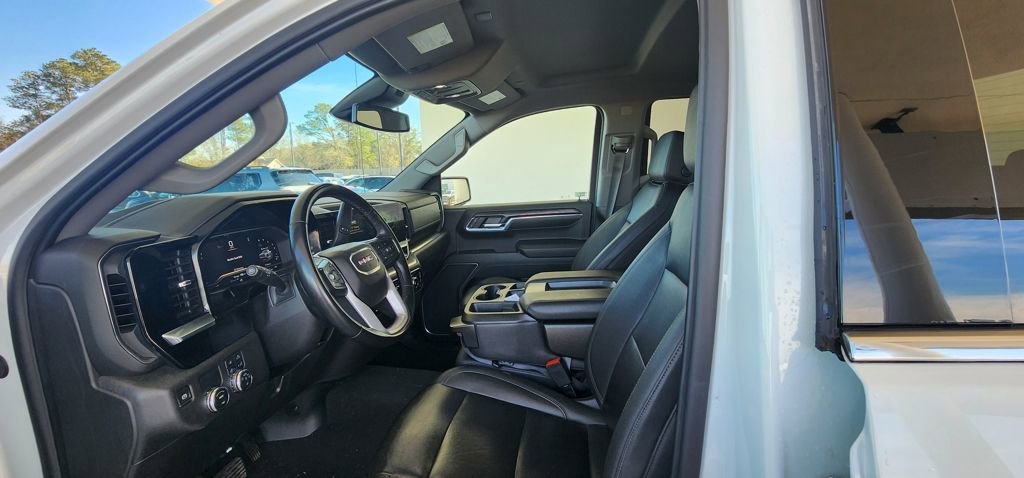 Used 2024 GMC Sierra 1500 SLT image 11