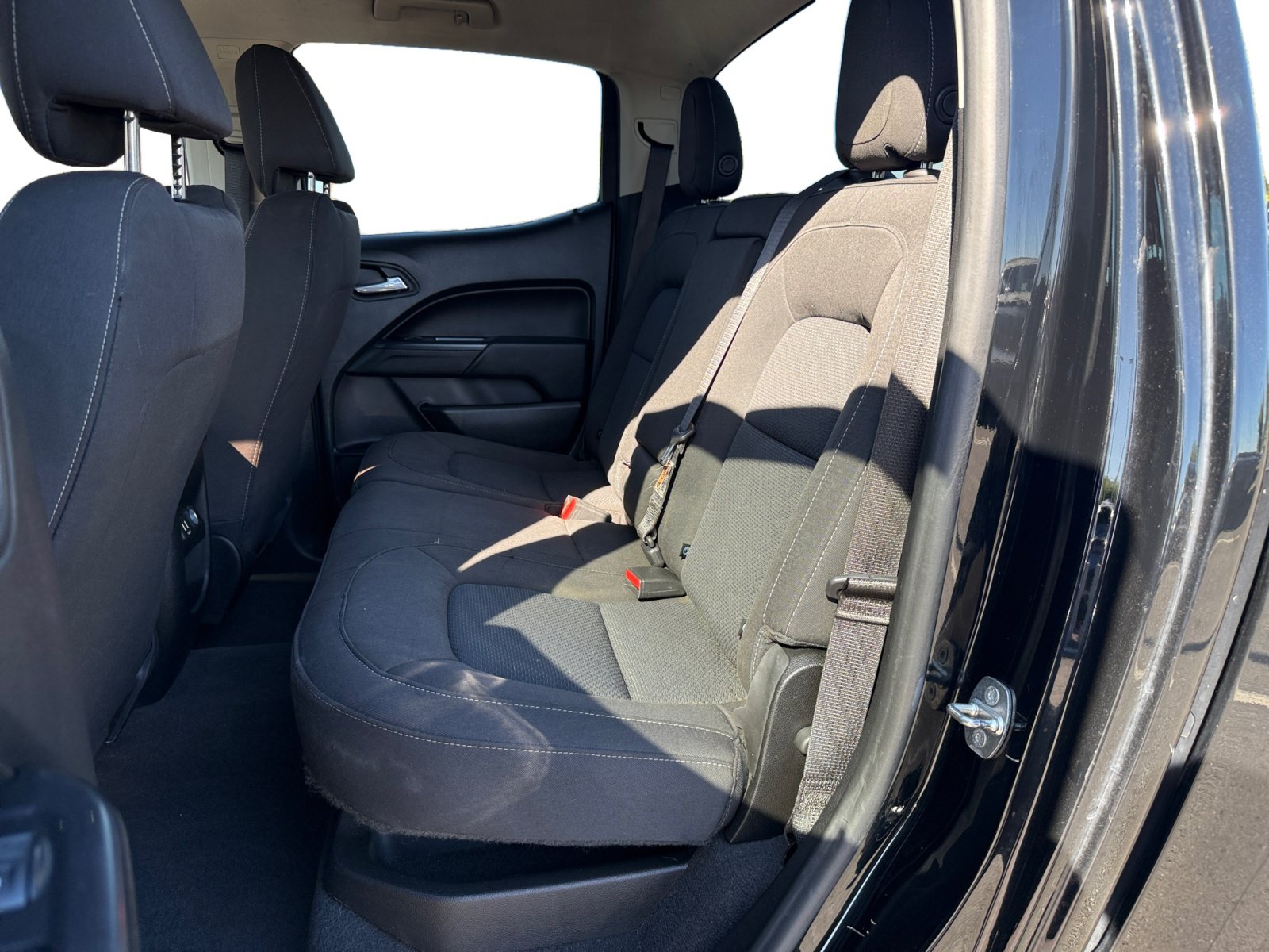 Used 2020 Chevrolet Colorado LT AWD/4WD image 16