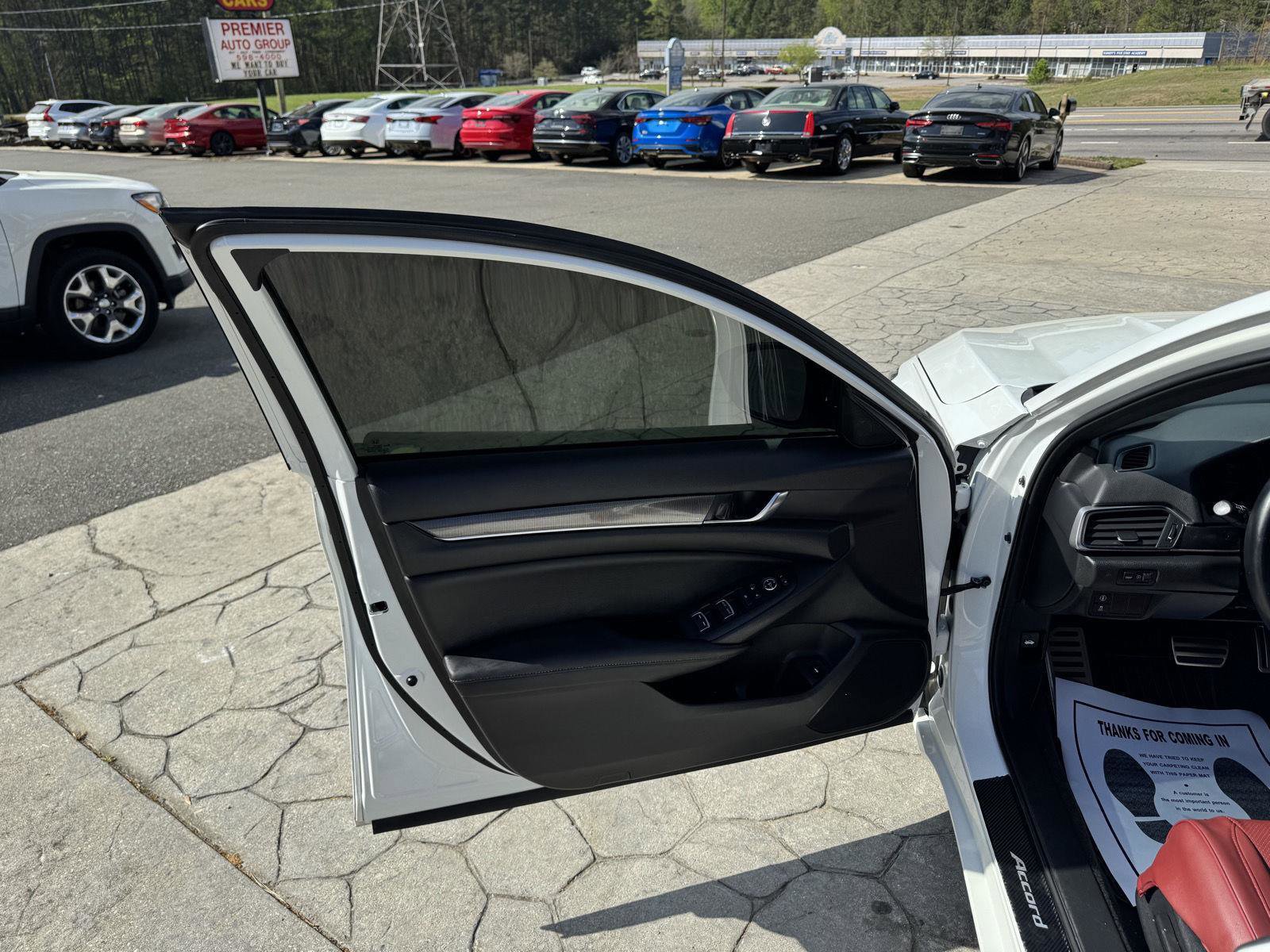 Used 2022 Honda Accord Sport image 6