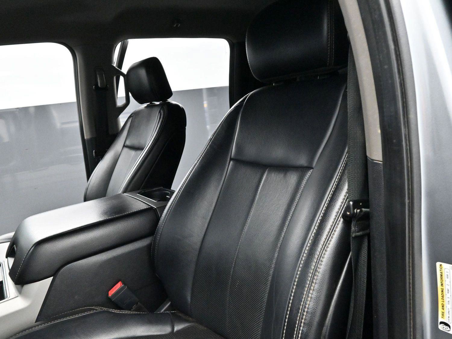 Used 2020 Ford F350 Lariat w/ Lariat Value Package image 15