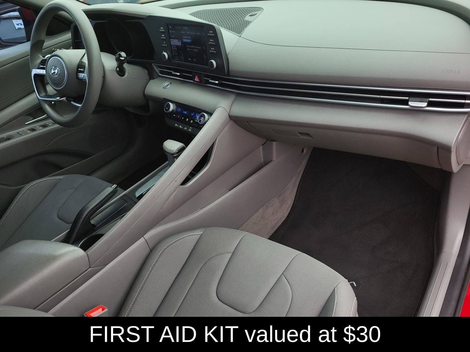 Used 2022 Hyundai Elantra SEL FWD image 7