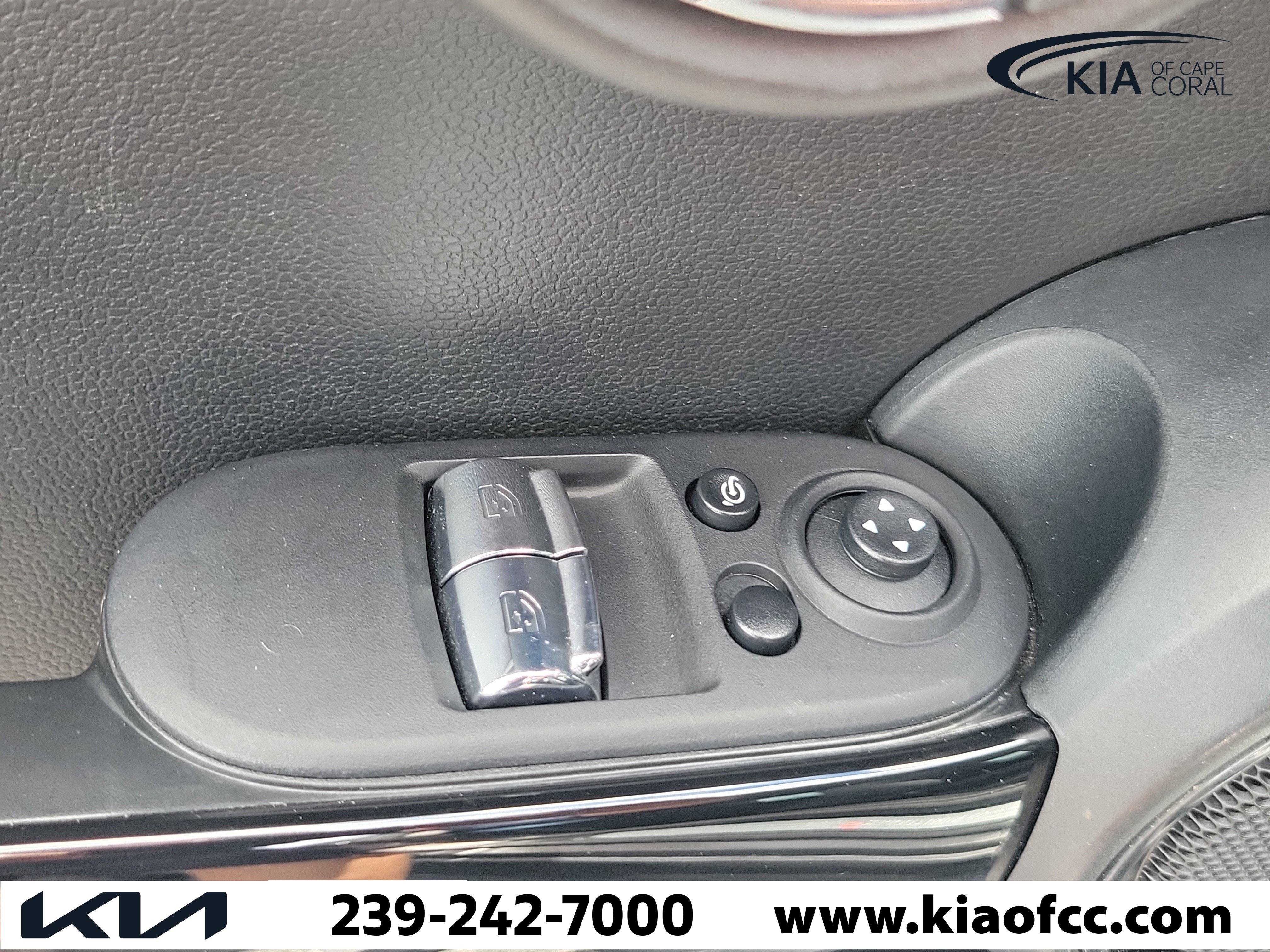 Used 2024 MINI Cooper S FWD image 14