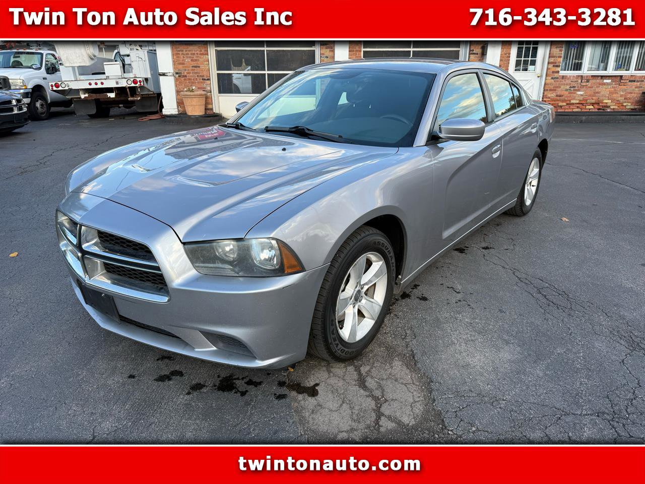 Used 2014 Dodge Charger SE image 1