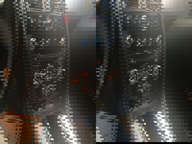 Used 2009 Aston Martin DB9 Volante image 21