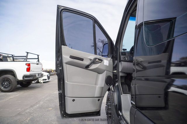 Used 2012 Mercedes-Benz Sprinter 3500 image 60