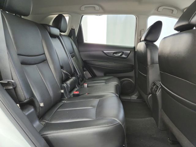 Used 2019 Nissan Rogue SL AWD/4WD image 28