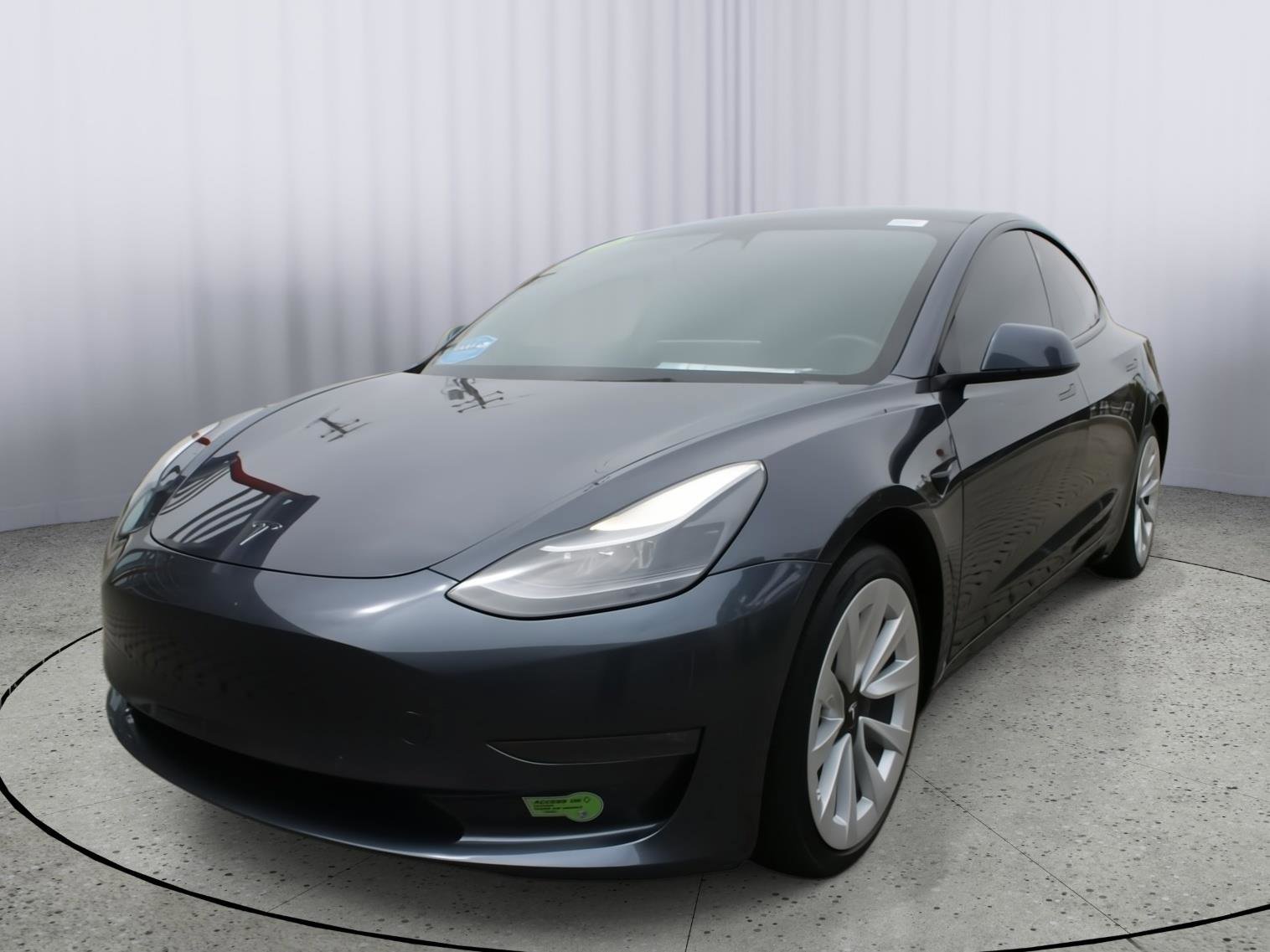Used 2022 Tesla Model 3 Long Range AWD/4WD image 4
