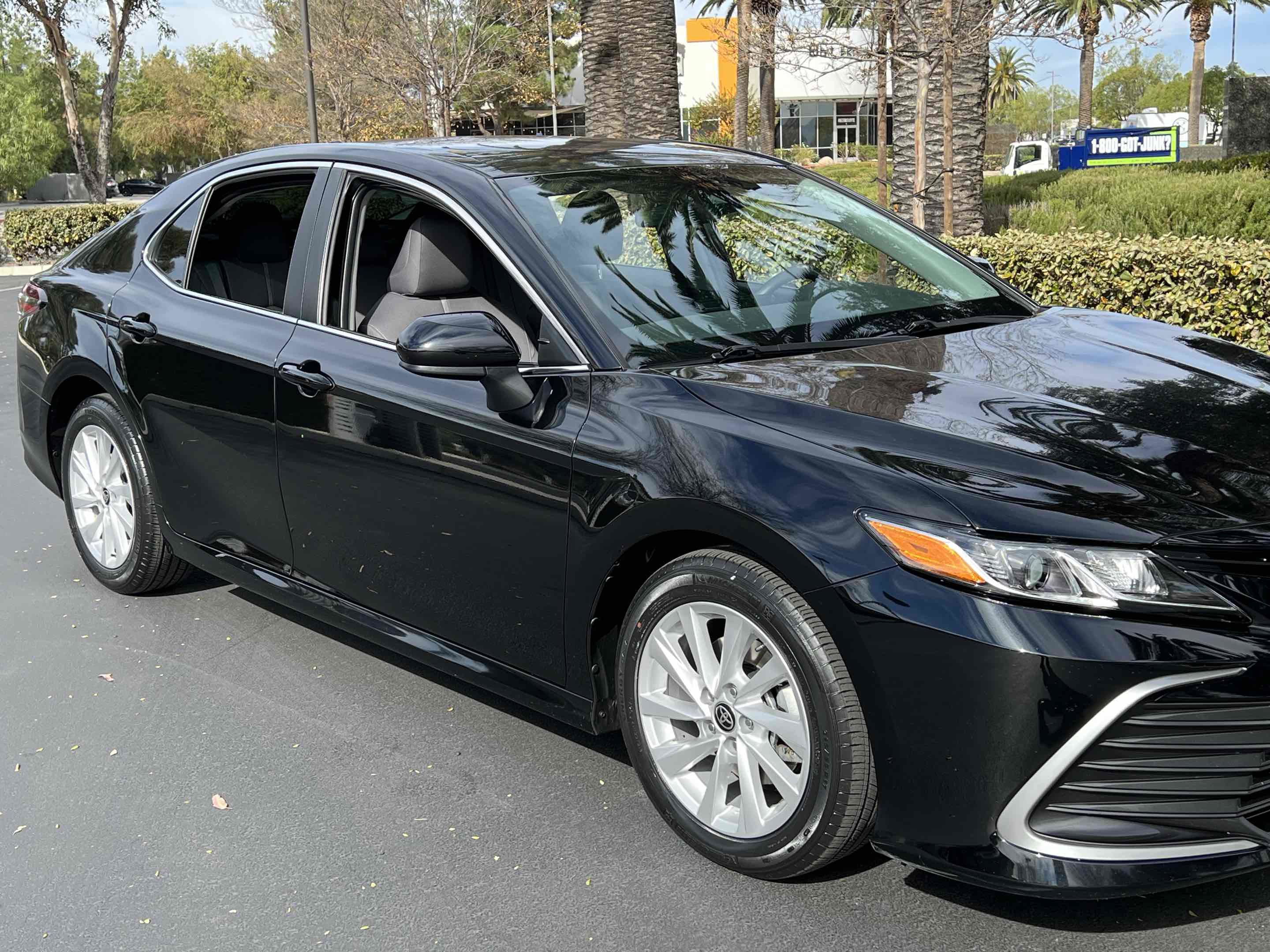 Used 2021 Toyota Camry LE image 49