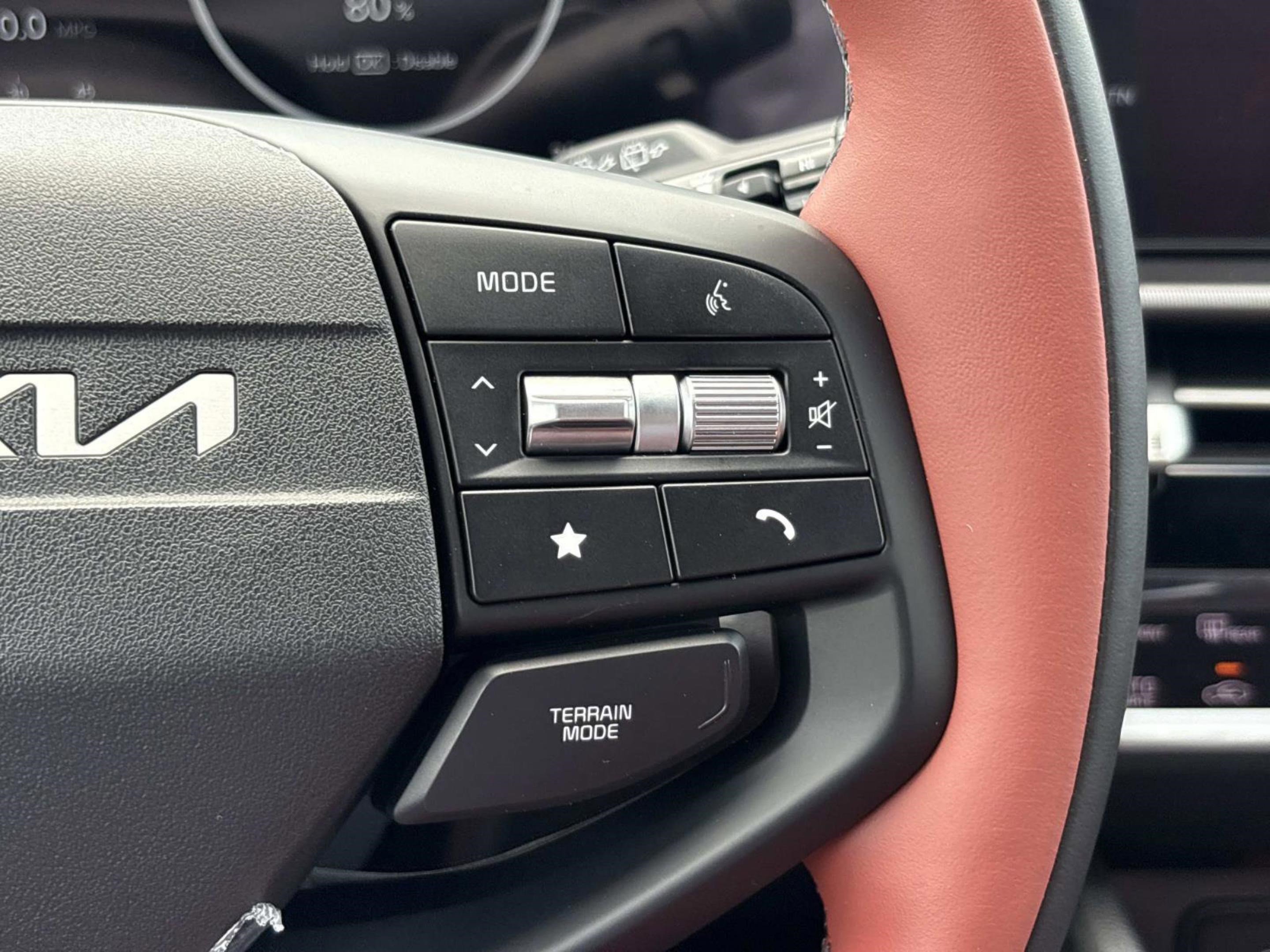 New 2026 Kia Sportage SX image 27