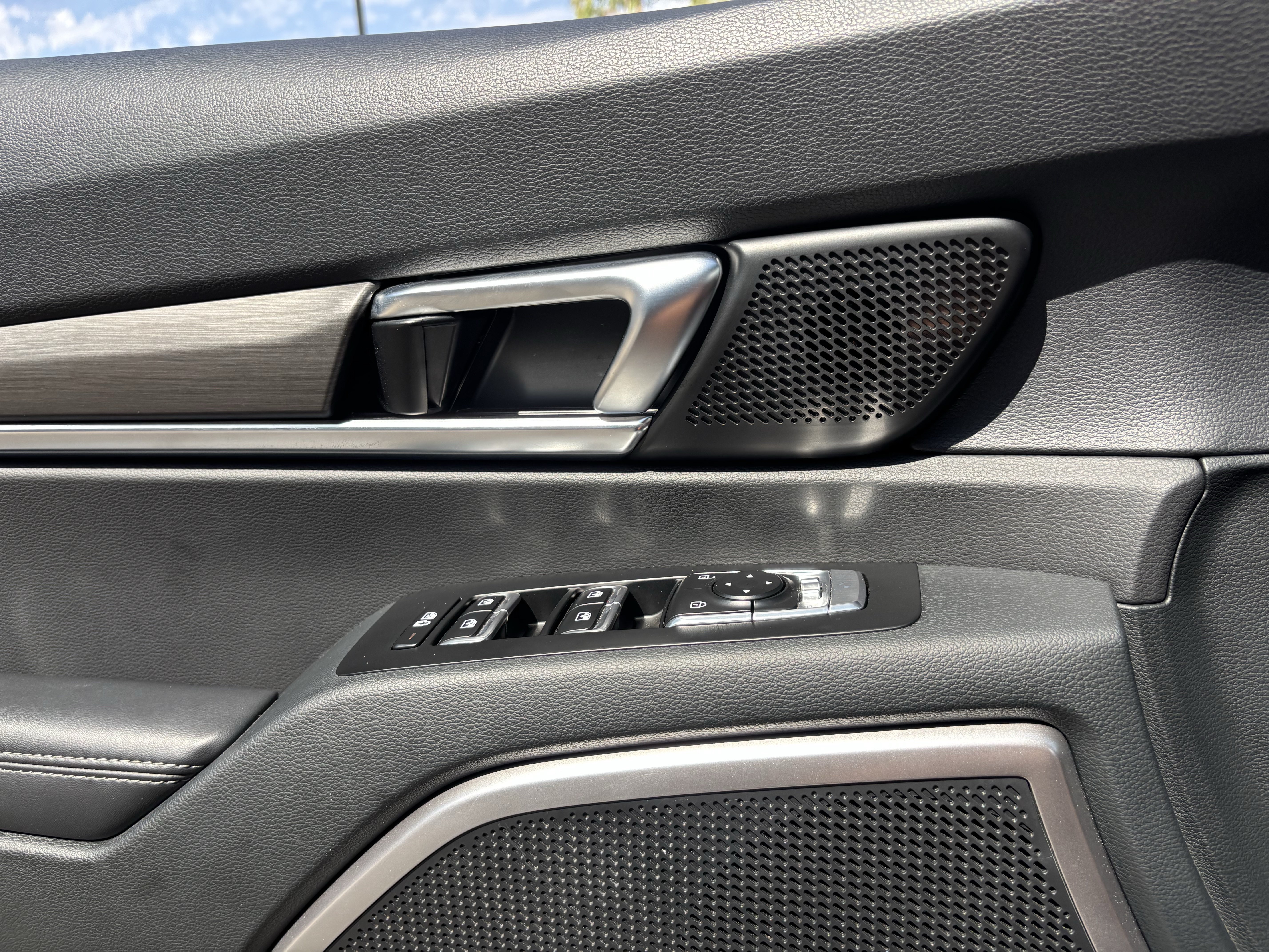 Certified 2025 Kia Telluride EX X-Line AWD/4WD image 20