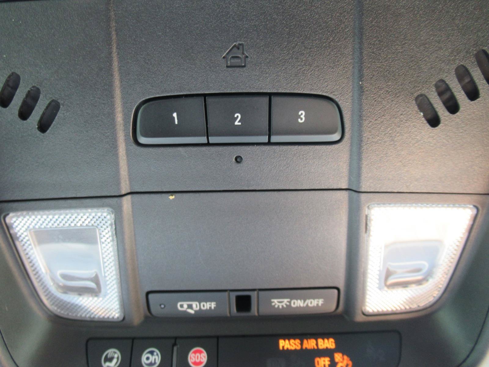 Certified 2020 Chevrolet Equinox Premier FWD image 31