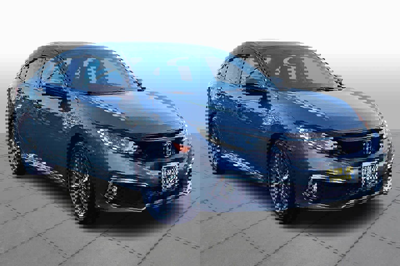 Used 2019 Honda Civic EX image 2