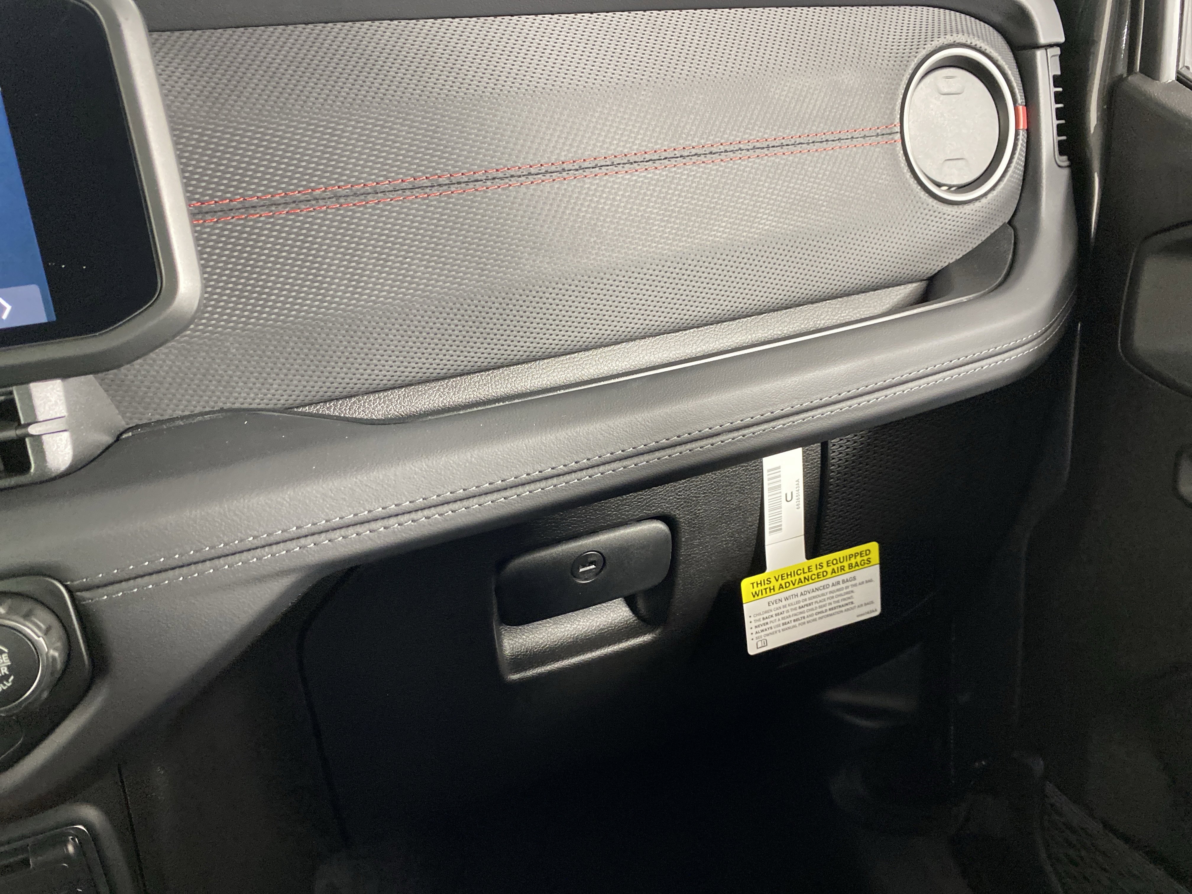 New 2026 Jeep Gladiator Rubicon w/ Steel Power Dome Hood Package image 27