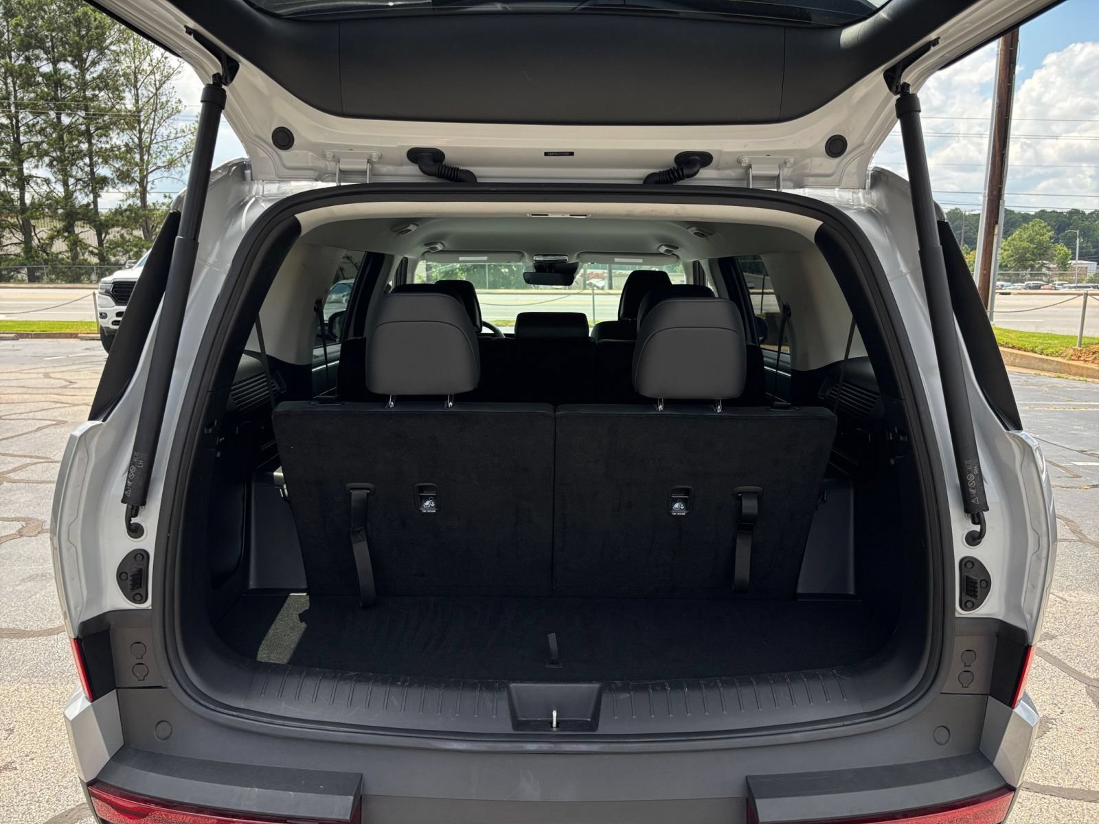 Used 2026 Hyundai Santa Fe SEL FWD image 33