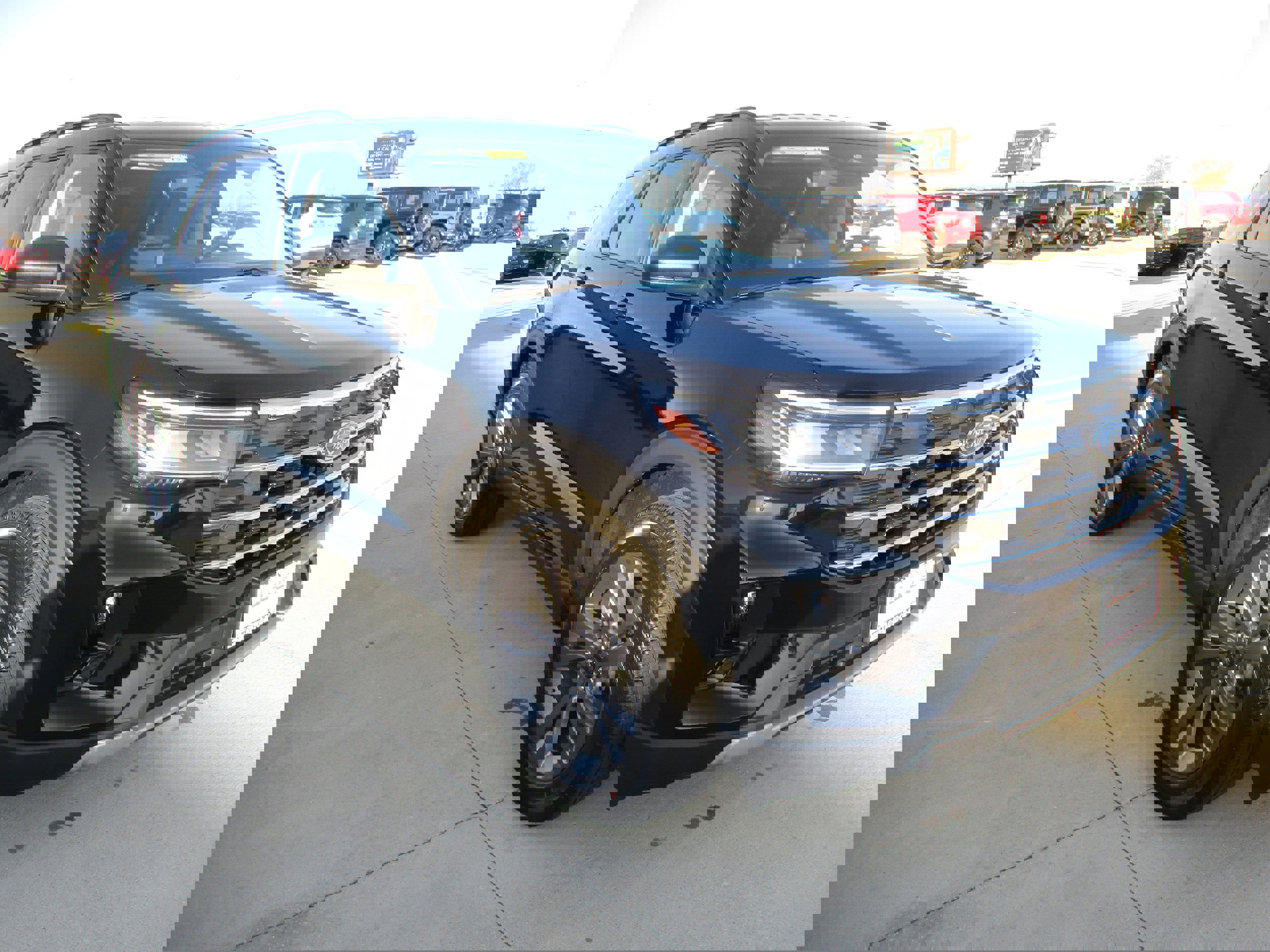 New 2026 Ford Explorer Active w/ Active Comfort Package image 9