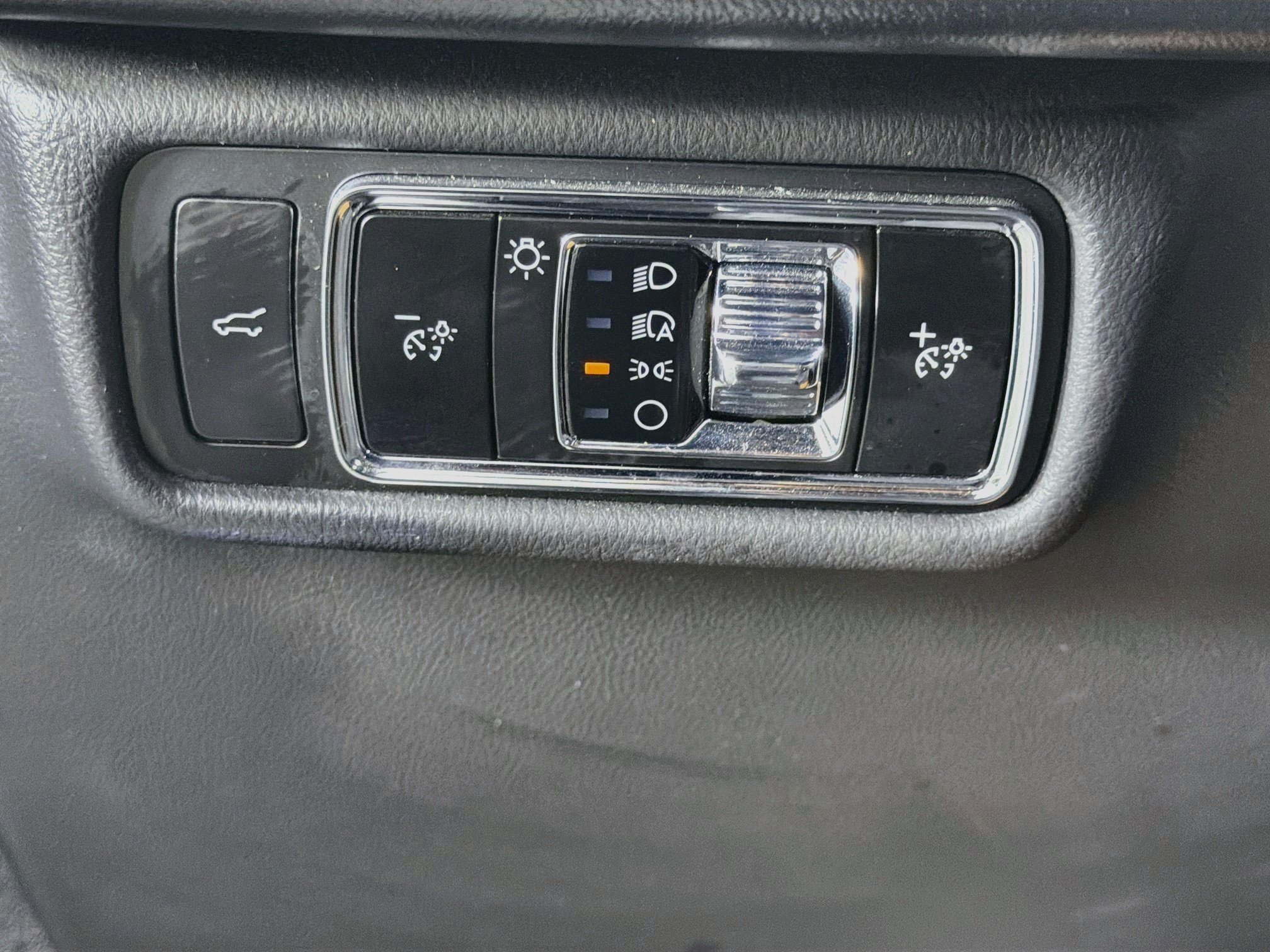 Used 2024 Lincoln Aviator Reserve RWD image 16