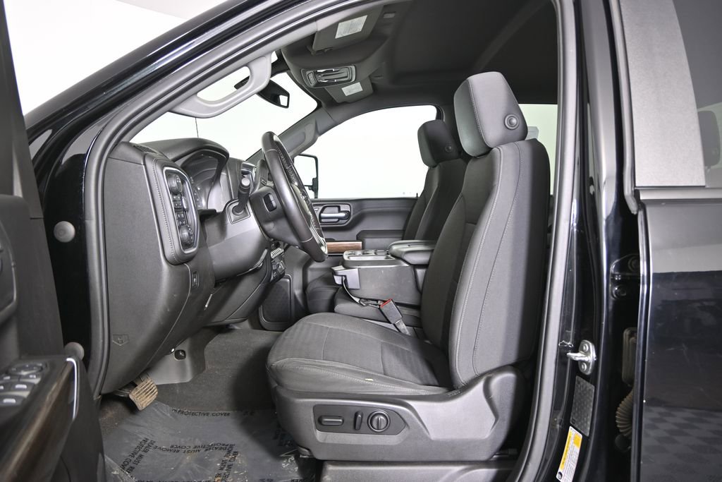 Used 2021 Chevrolet Silverado 2500 LT w/ Midnight Edition AWD/4WD image 20