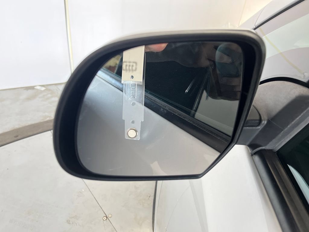 Used 2017 Nissan Leaf SV image 37