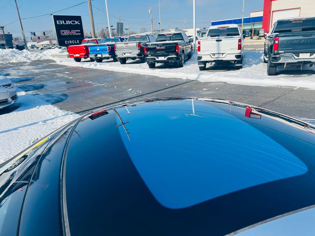 Used 2014 Mercedes-Benz SLK 250 image 12