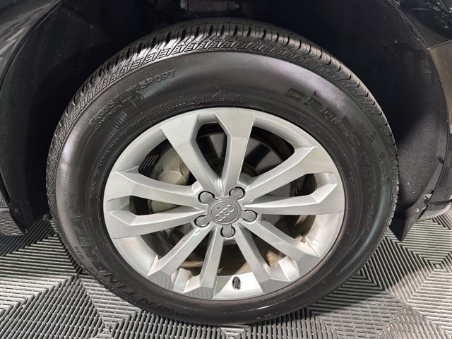 Used 2016 Audi Q5 2.0T Premium Plus w/ Technology Package AWD/4WD image 31