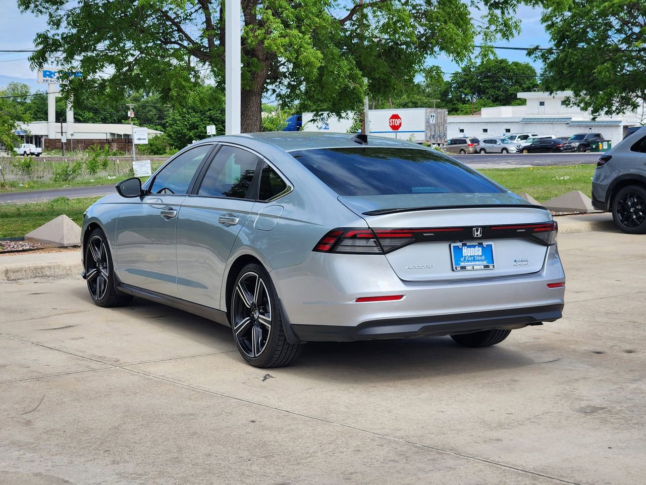 Used 2024 Honda Accord Sport image 7