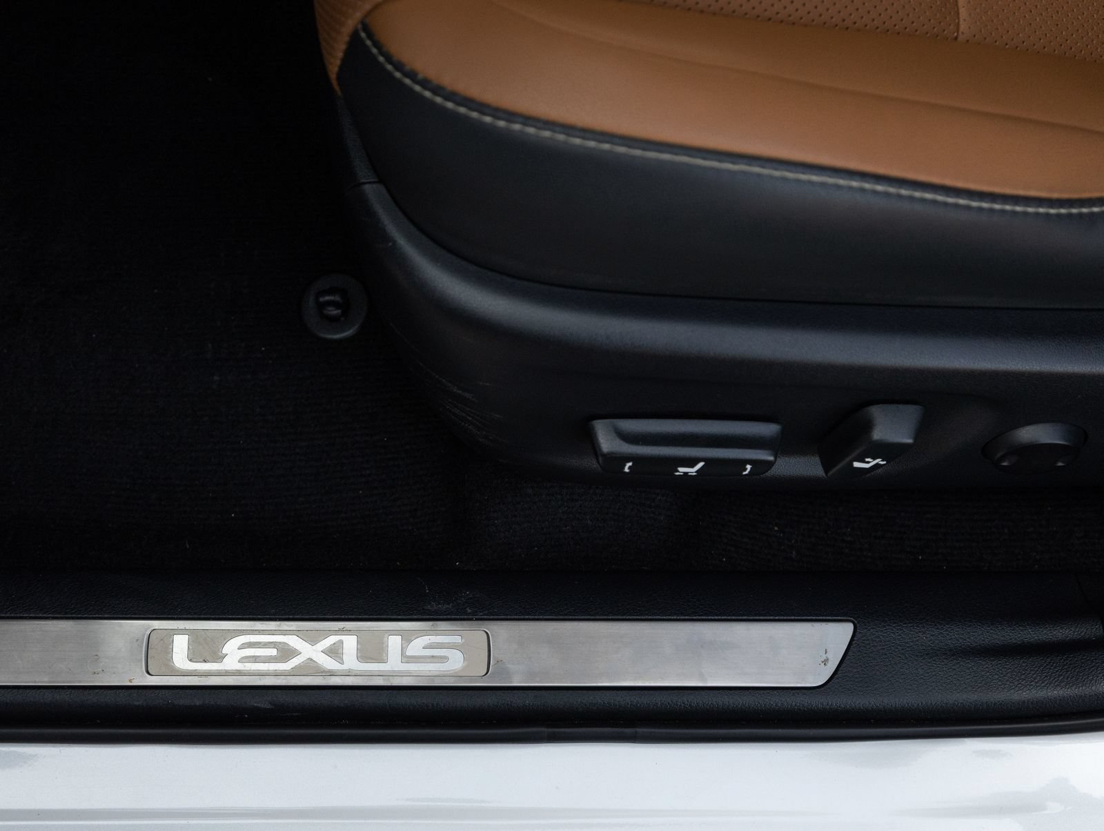 Used 2020 Lexus NX 300 FWD w/ Comfort Package image 20