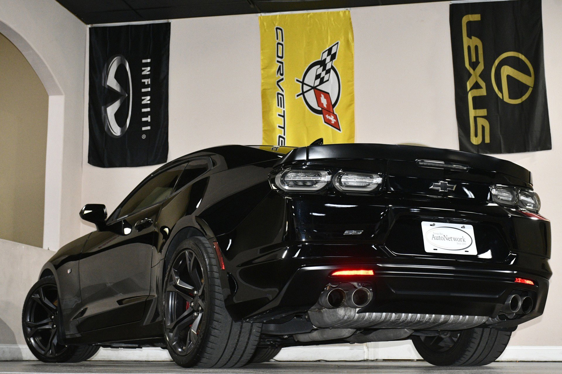 Used 2019 Chevrolet Camaro SS image 86