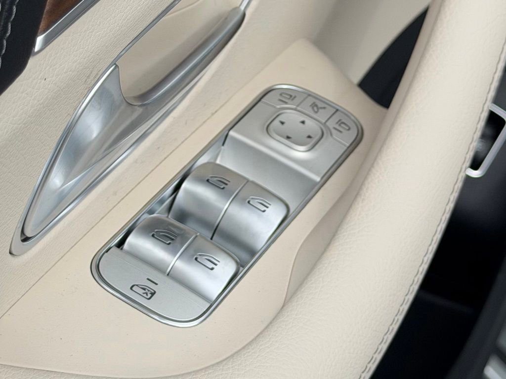 New 2026 Mercedes-Benz GLS 580 4MATIC image 18