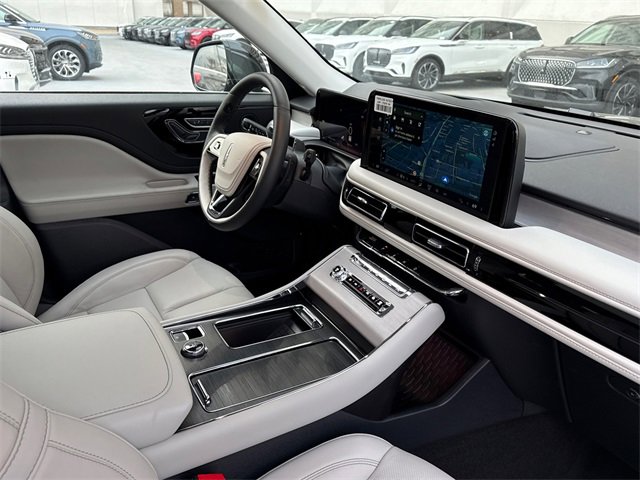 New 2025 Lincoln Aviator Reserve w/ Illumination Package image 7