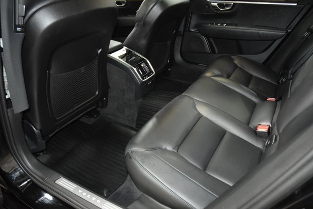 Used 2018 Volvo S90 T5 Momentum w/ Convenience Package image 38