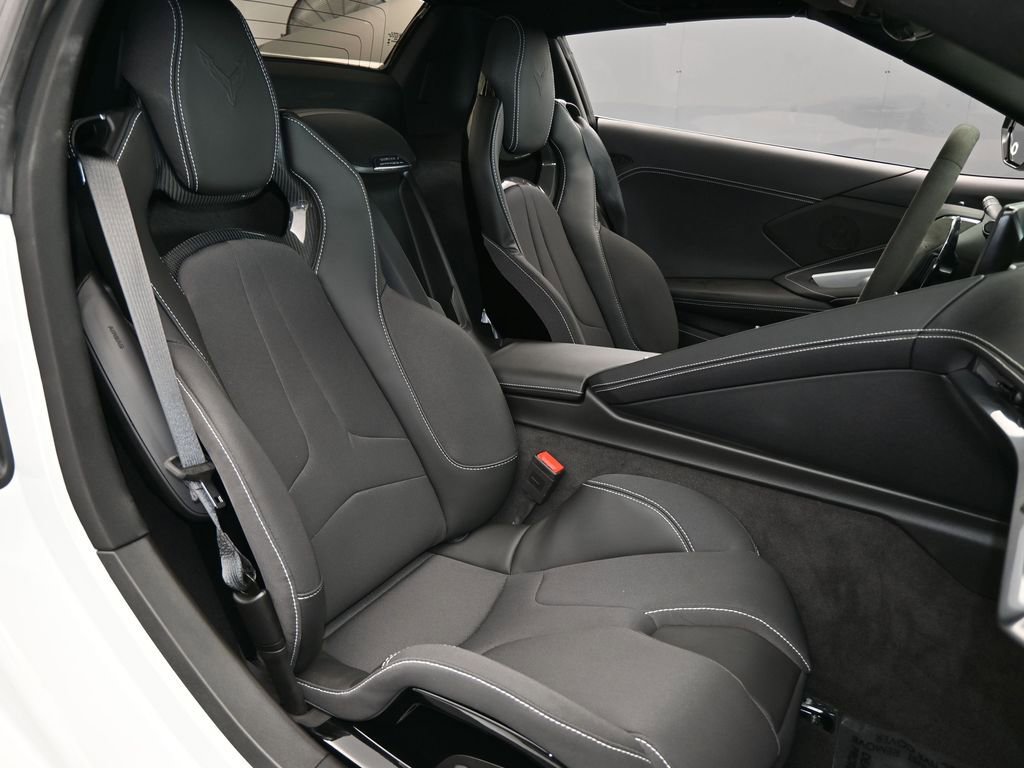 Used 2024 Chevrolet Corvette Stingray Convertible w/ Z51 Performance Package image 37