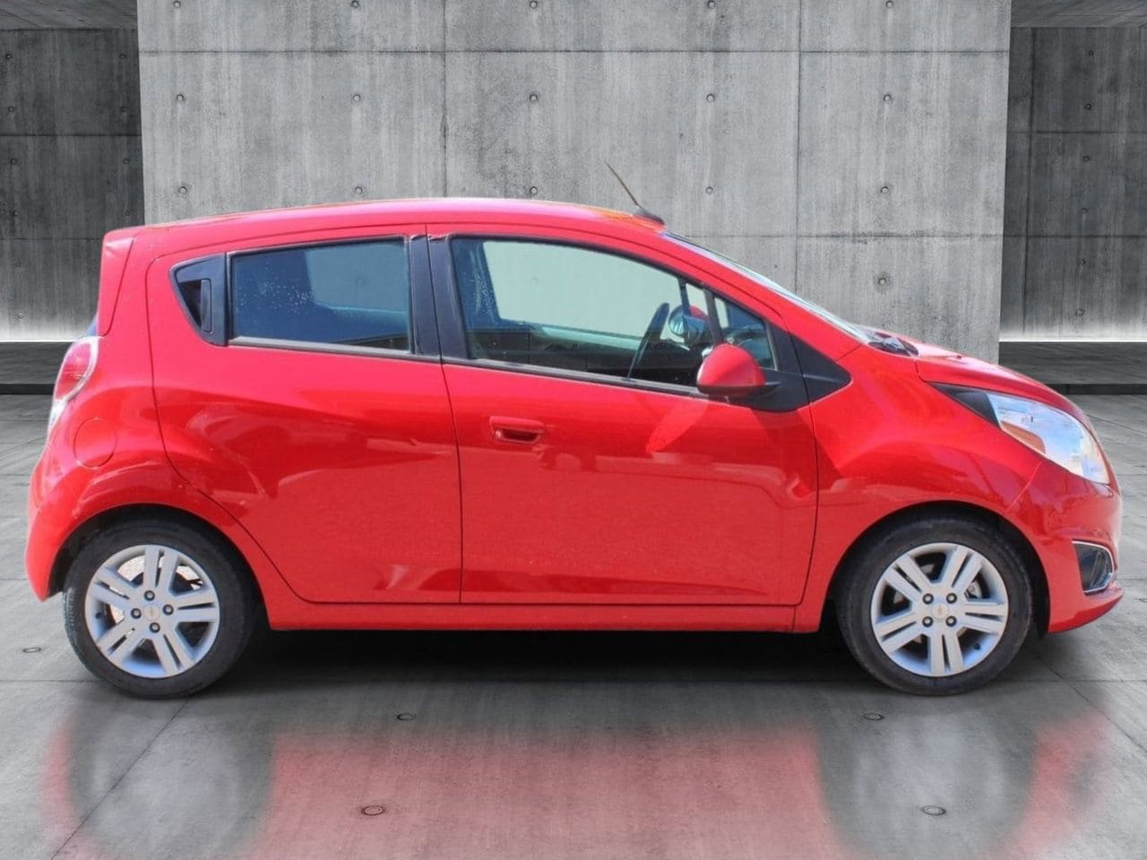 Used 2014 Chevrolet Spark LT FWD image 6