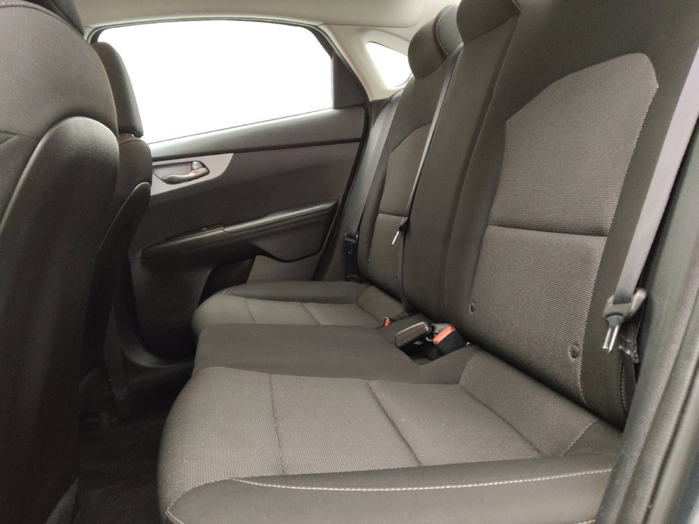 Used 2022 Kia Forte LXS FWD image 18