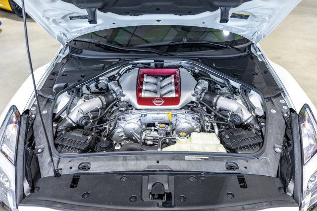 Used 2023 Nissan GT-R Premium w/ Premium Interior Package AWD/4WD image 22