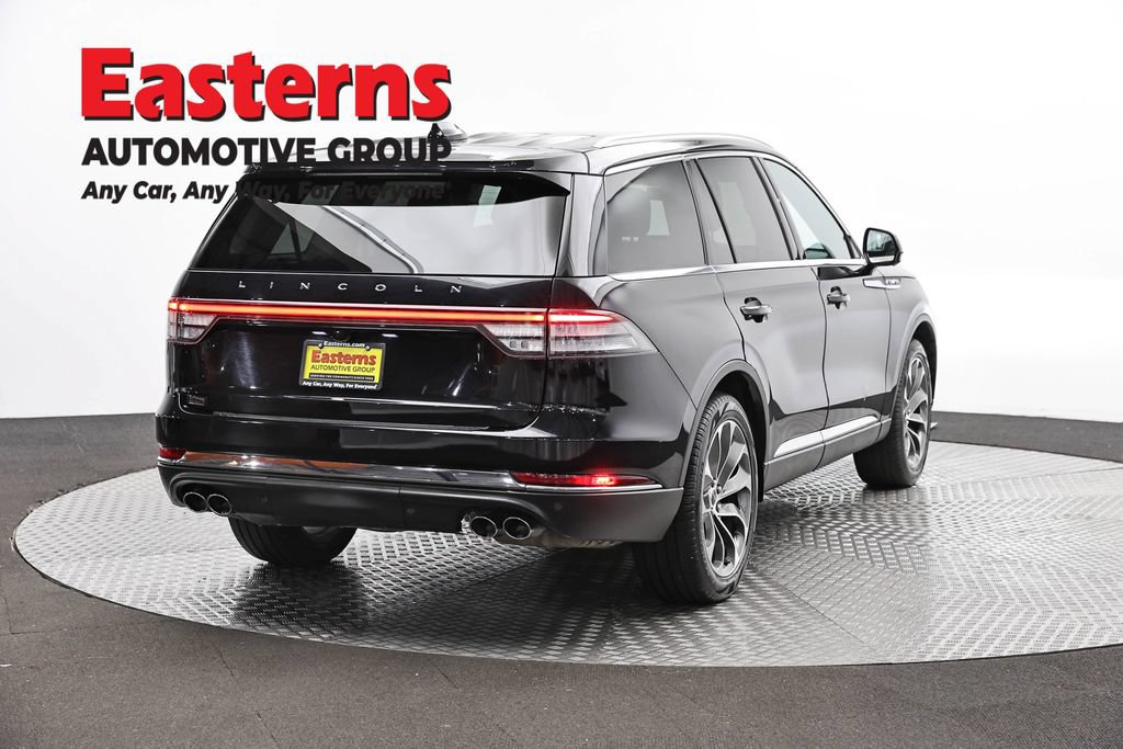 Used 2025 Lincoln Aviator Reserve w/ Illumination Package AWD/4WD image 5