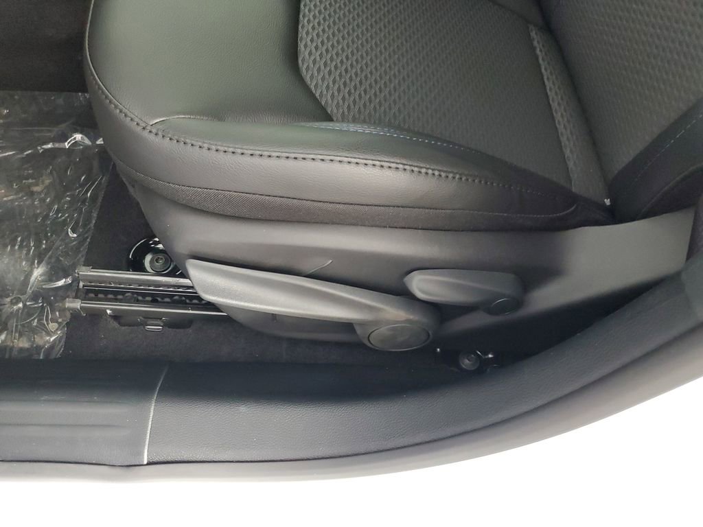 New 2026 Jeep Compass Latitude image 31