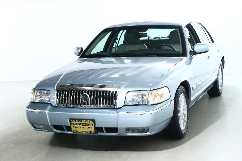 Used 2008 Mercury Grand Marquis LS image 2