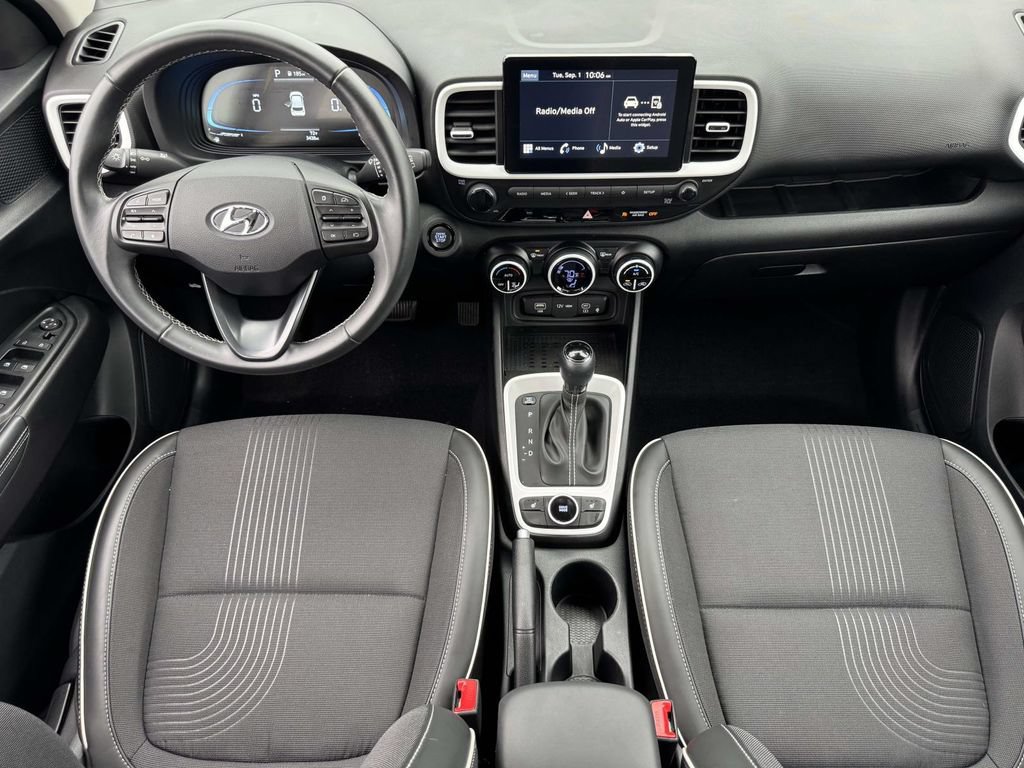 Certified 2026 Hyundai Venue SEL FWD image 14