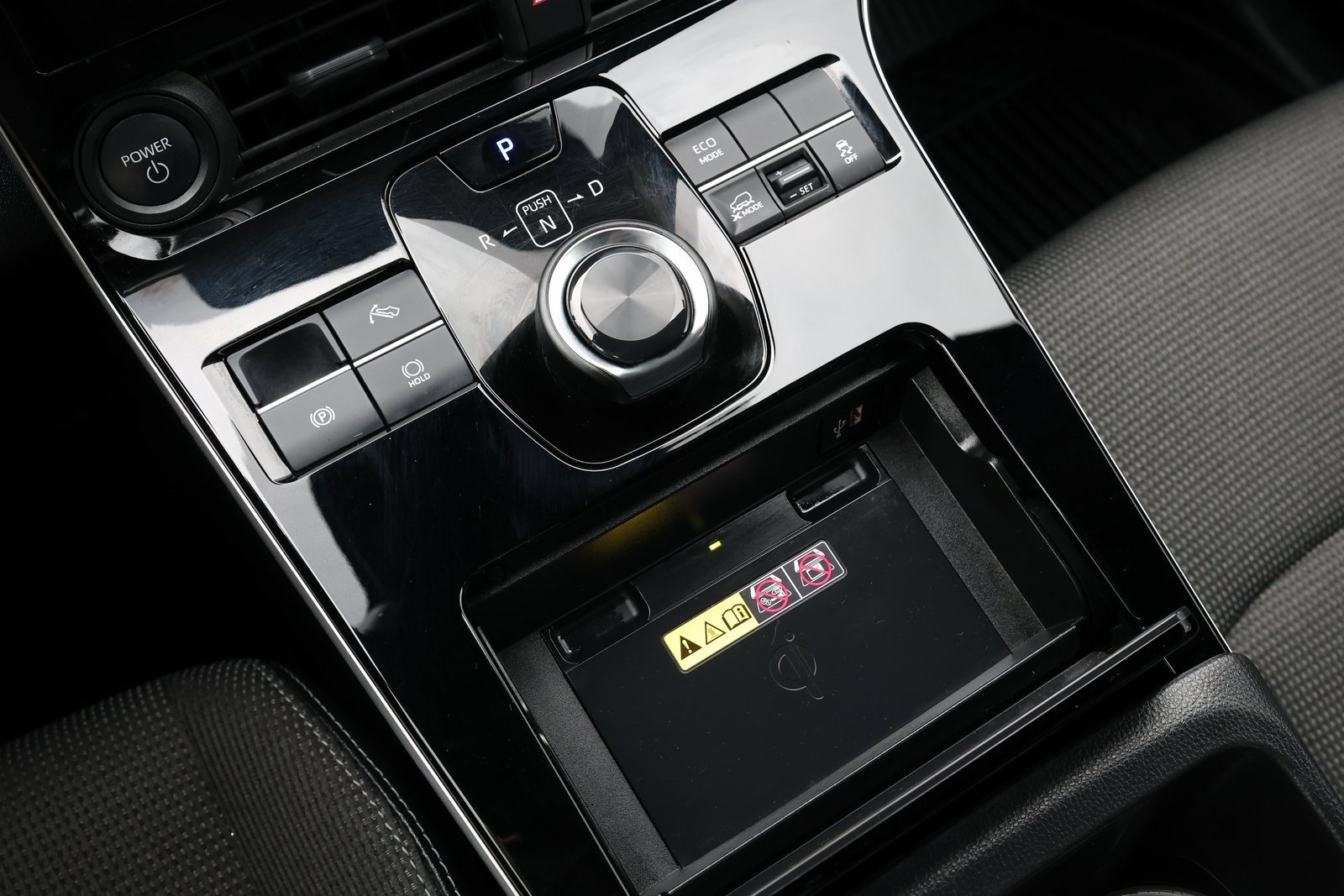 Used 2025 Toyota bZ4X AWD image 24