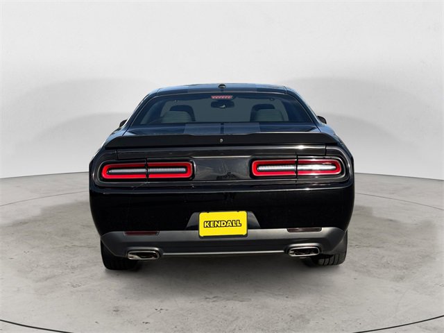 Used 2020 Dodge Challenger SXT w/ Blacktop Package image 4