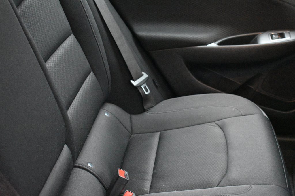 Used 2024 Chevrolet Malibu LT image 30