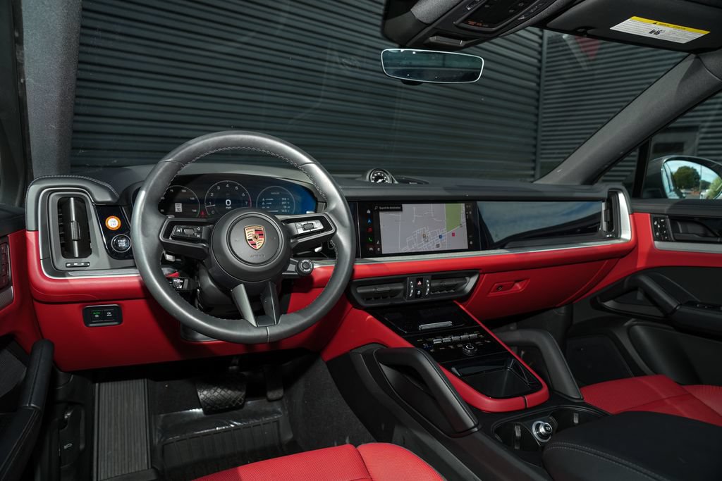 Certified 2026 Porsche Cayenne Coupe AWD/4WD image 30