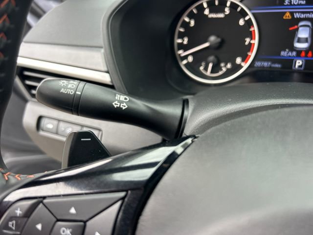 Used 2025 Nissan Altima 2.5 SR image 14