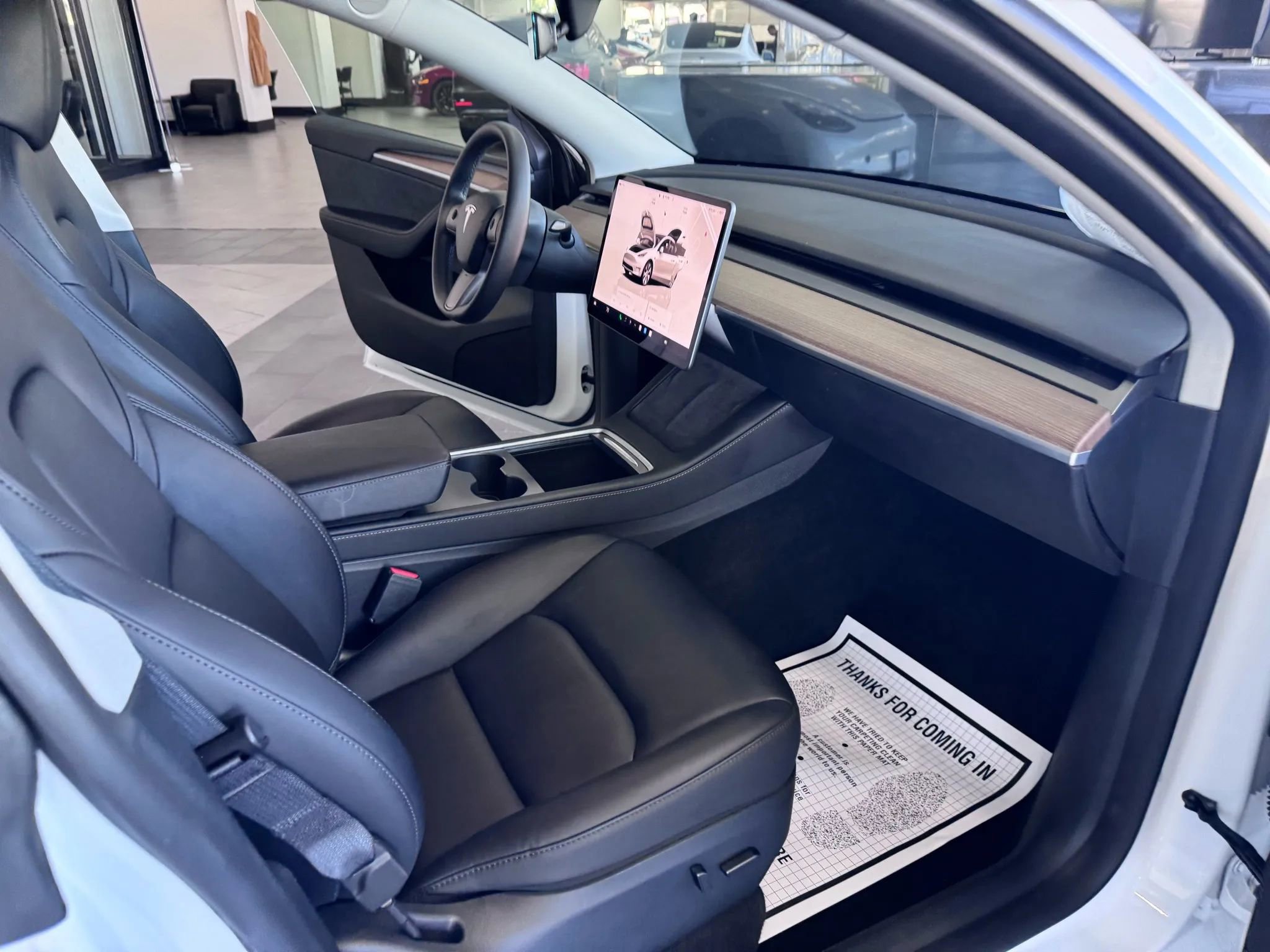 Used 2023 Tesla Model Y Long Range image 10