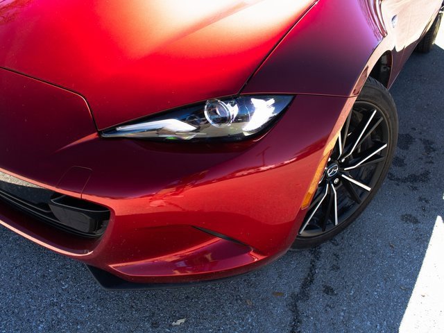 Used 2024 MAZDA MX-5 Miata RF Grand Touring w/ Weather Package image 9